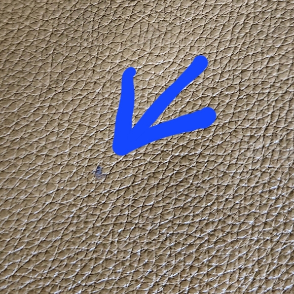 Michael Kors convertible bag - Picture 9 of 9